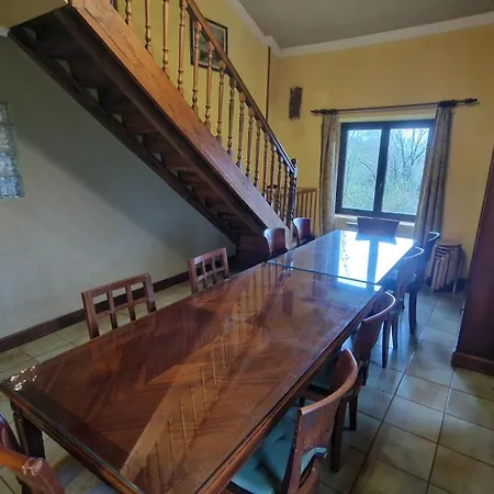 Casa Bezales En Cantabria אמפוארו